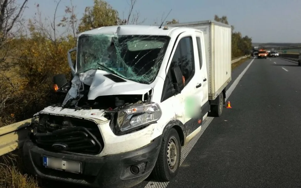 Nehoda uzavřela dálnici D46, spolujezdce museli z dodávky vyprostit hasiči