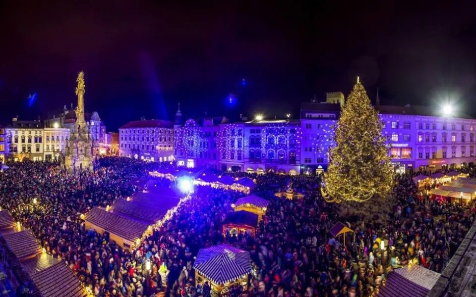PŘEHLED: Vánoční trhy v Olomouci letos začnou 23. listopadu. Tady je program!