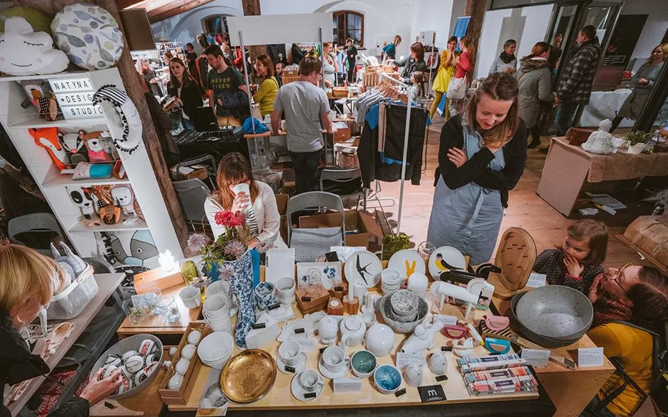 DIZAJNTRH nabídne v nových prostorech více značek i multižánrový program