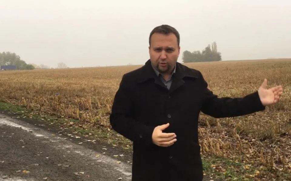 VIDEO: Poslanec Jurečka spustil petici proti zabrání úrodné půdy u Olomouce pro stavby
