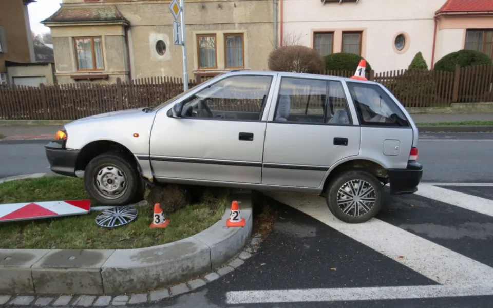 Havárie vozidla v Šumperku (3)[2726]