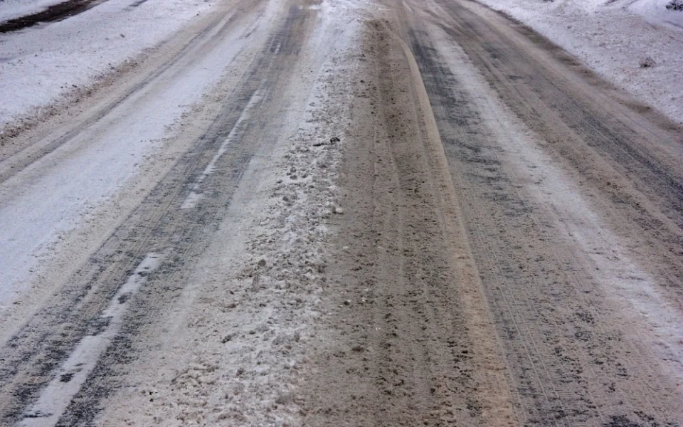 icy-roads-567721_1280