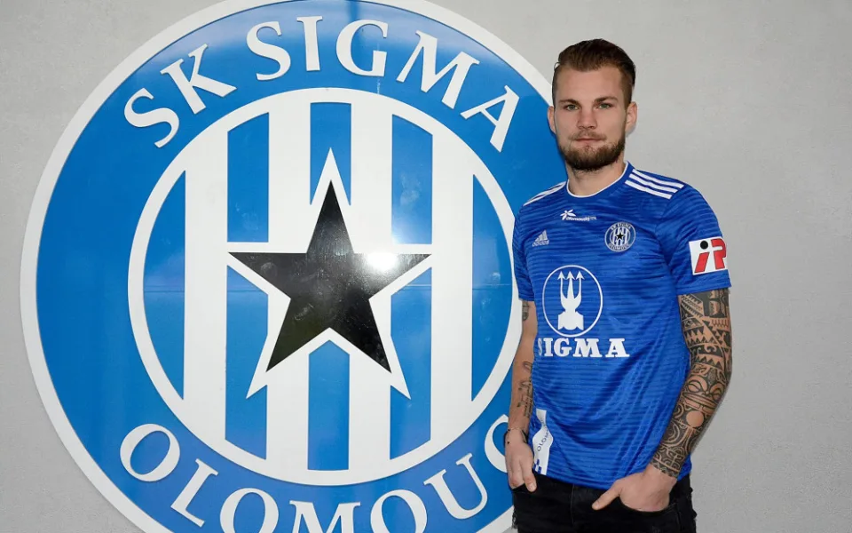 Sigma posílila. Z Maďarska přichází stoper Vít Beneš