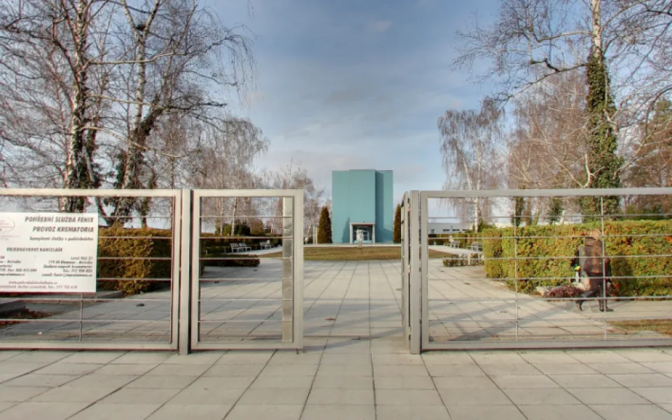 Olomoucké krematorium zrušilo pohřeb s desítkami hostů. Důvod nechápou pozůstalí ani ministerstvo