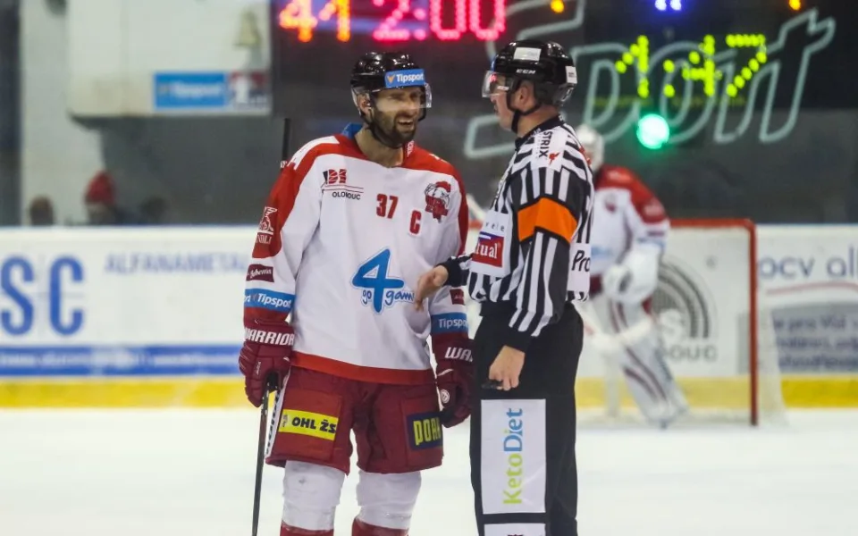 FOTOGALERIE: Hradec Králové porazil Olomouc. Smoleňák chce v létě natřít Plecharénu
