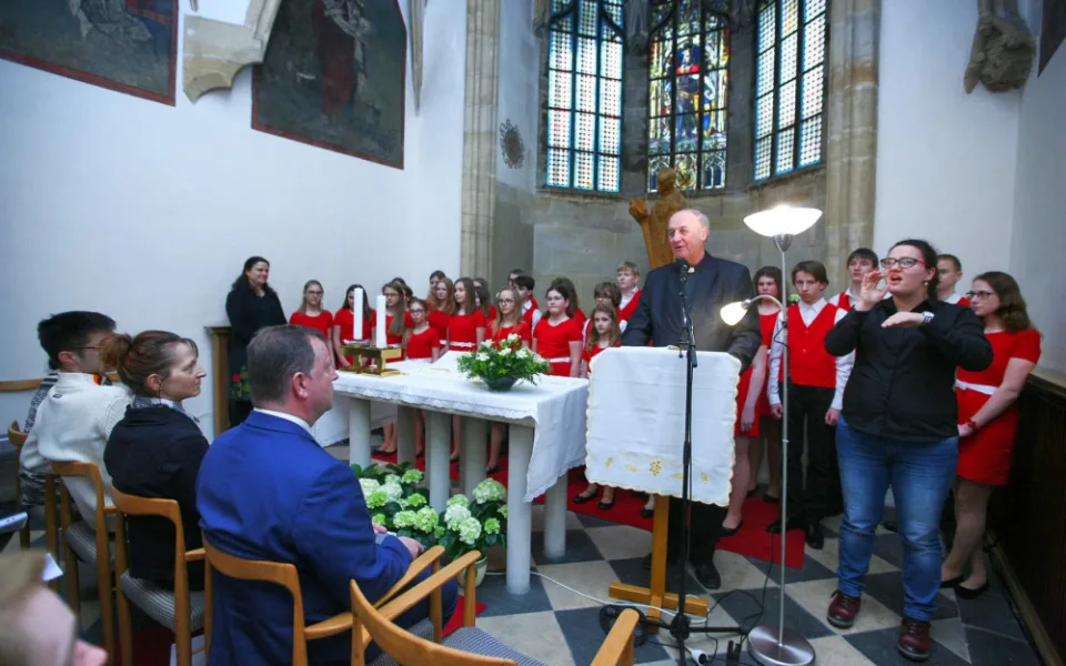 V Olomouci budou lidé dnem i nocí číst z Bible. Sedmý ročník Paschalie Olomucensie nabídne film, výstavu a koncerty