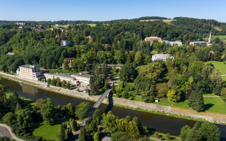 Lázeňský park v Teplicích nad Bečvou má za sebou rozsáhlou úpravu