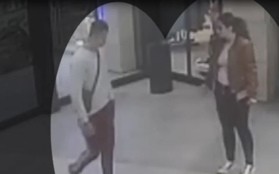VIDEO: Muž a žena ukradli v Šantovce oblečení za 16 tisíc. Pátrá po nich policie