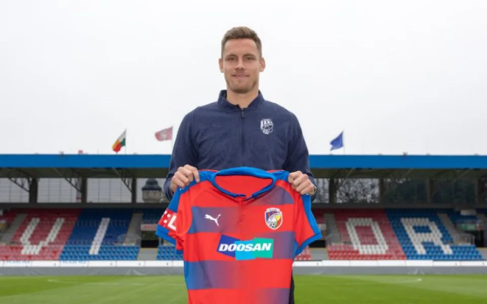 Lukáš Kalvach odchází ze Sigmy. V Plzni podepsal tříletou smlouvu