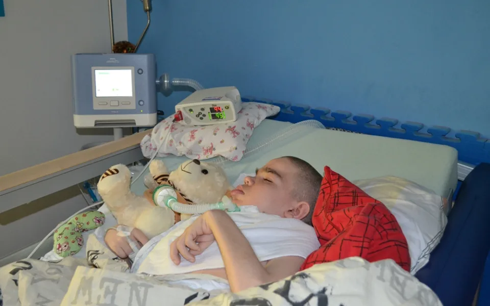 Pacienti Středomoravské nemocniční s plicní ventilací se mohou nově léčit doma