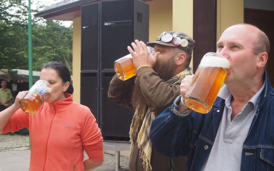 FOTOGALERIE: Jadrošův den byl ve znamení dobré muziky a pivních soutěží