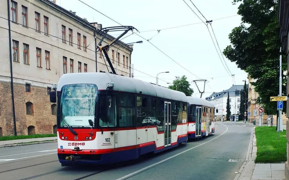 Oprava křižovatky v centru Olomouce zkomplikuje v létě dopravu