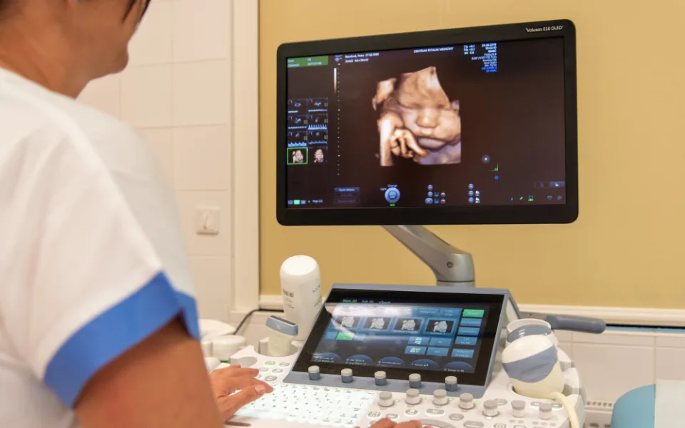 Videozáznam a 3D fotografii miminka si můžete odnést z Fakultní nemocnice Olomouc