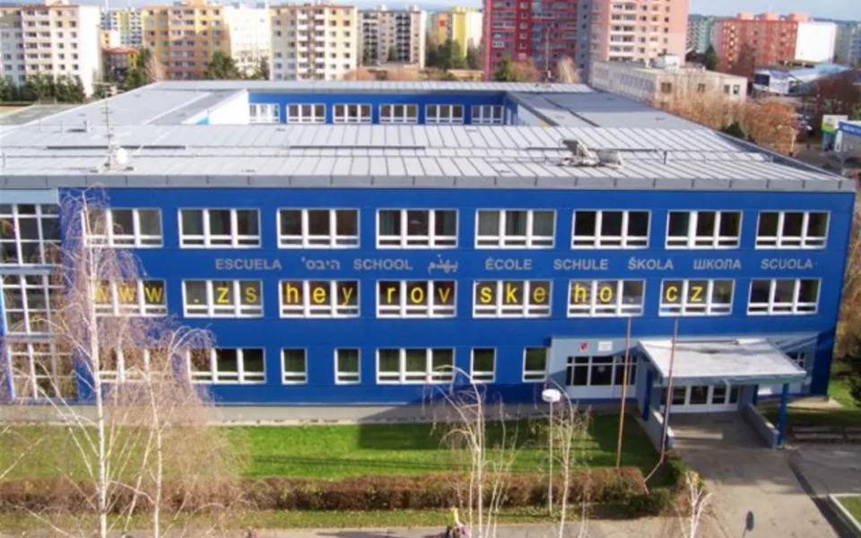 Tři olomoucké školy se budou přes léto rekonstruovat. Vybudují se moderní učebny i výtah