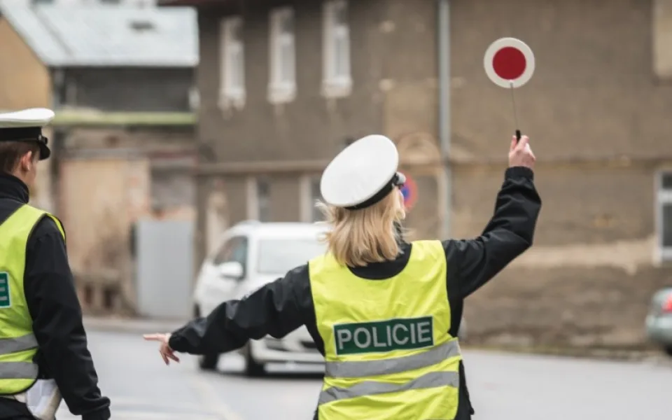 Policie se poslední prázdninový víkend zaměřila na řidiče. V kraji zkontrolovali 1452 aut, zjistili 247 přestupků