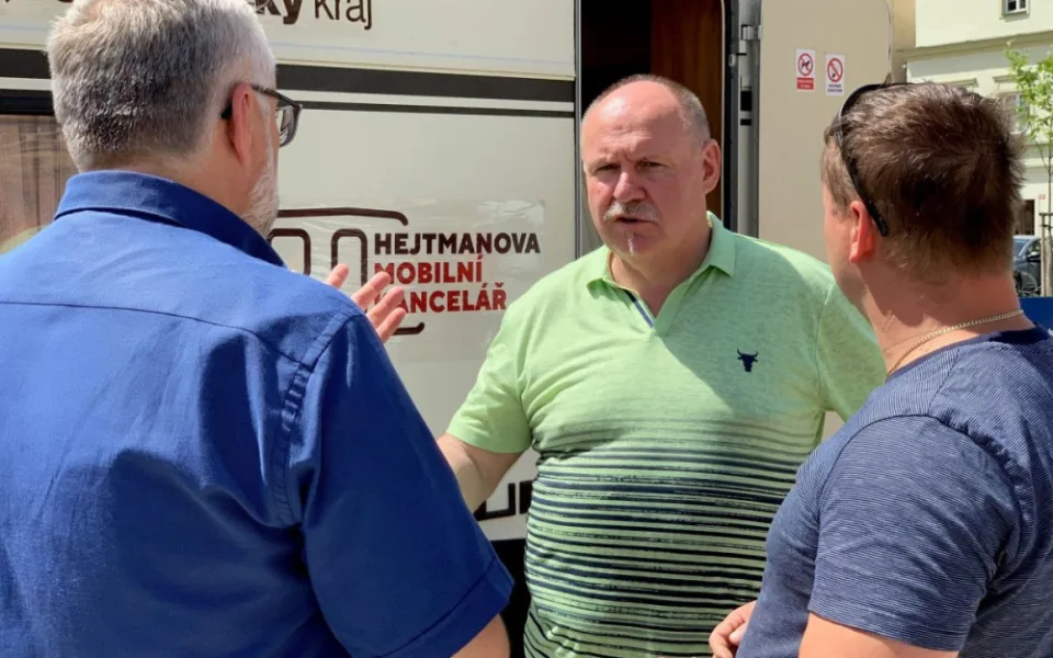 Hejtmanova mobilní kancelář bude v Šumperku. Lidé se mohou přijít zeptat nebo si postěžovat