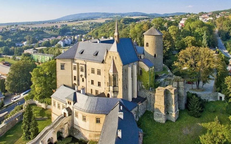 Hrad Šternberk připomene 750 let od první písemné zmínky. Na víkend se chystají prohlídky v historických kostýmech