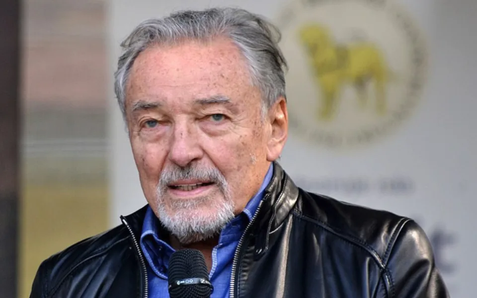 Zemřel Karel Gott