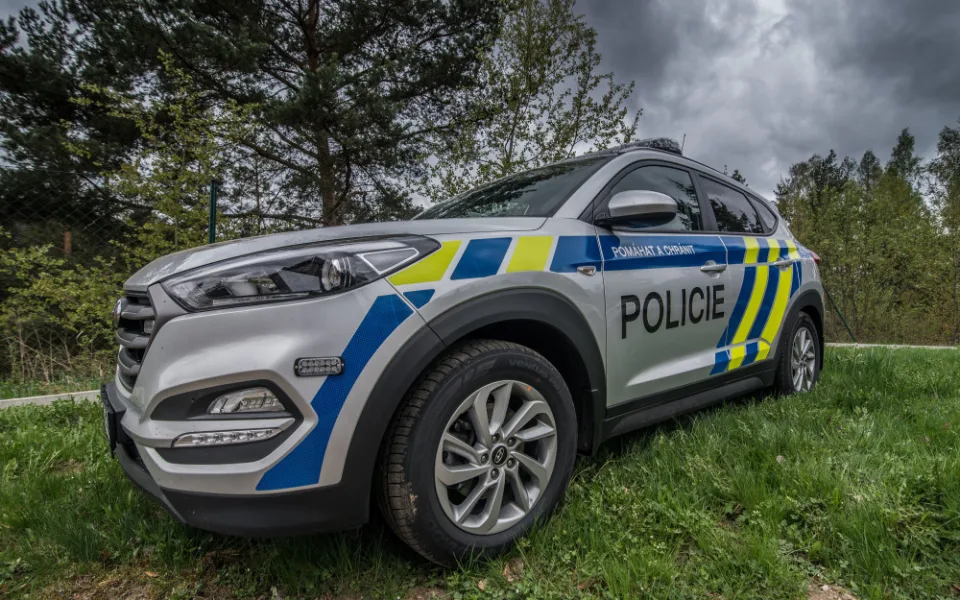 Senior si nechal vyměnit okapy, podvodní řemeslníci ho okradli