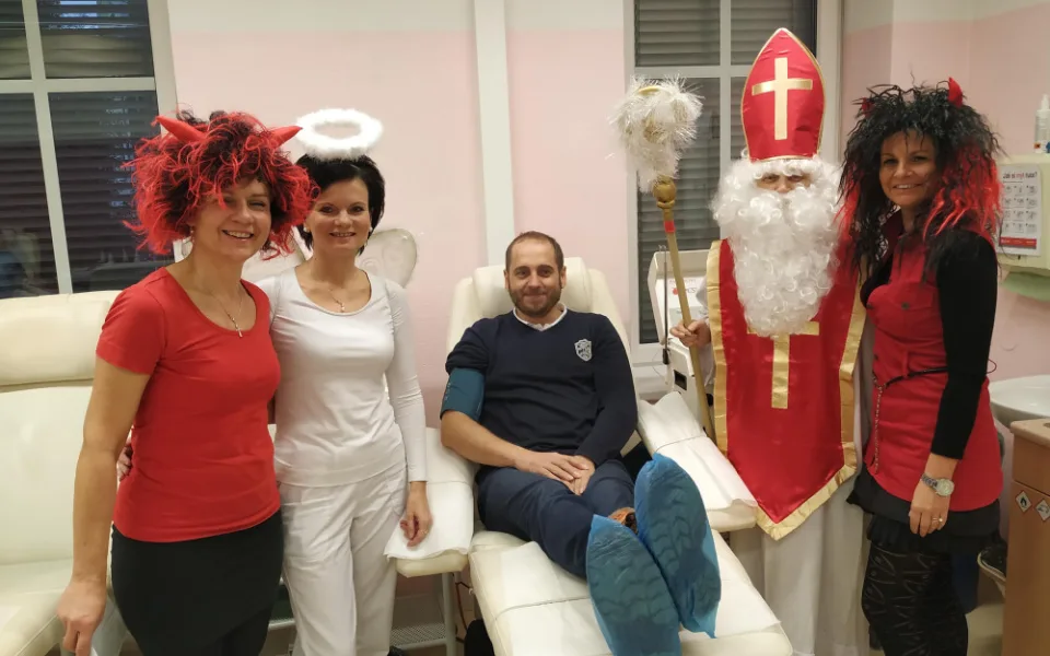 Mikuláš naděloval i v šumperské nemocnici