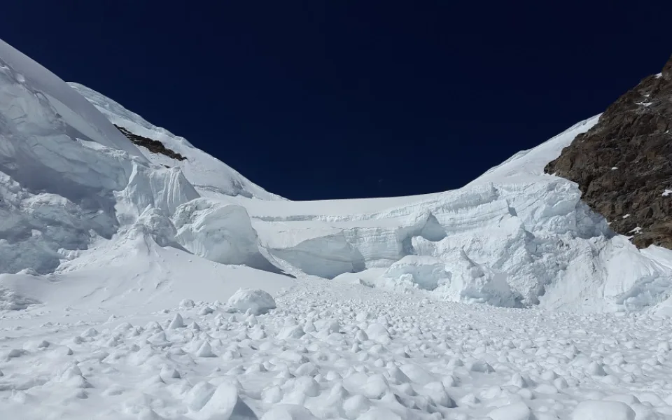 size4-15465066436455-207-avalanche-2518679-1920