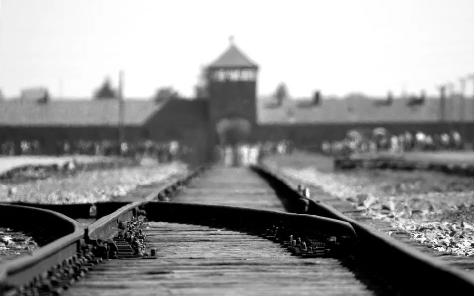 birkenau-402324_1920