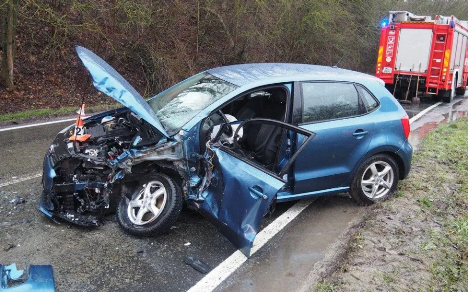 Ve Vitošově se střetlo osobní auto s náklaďákem. Okolnosti jsou stále předmětem šetření