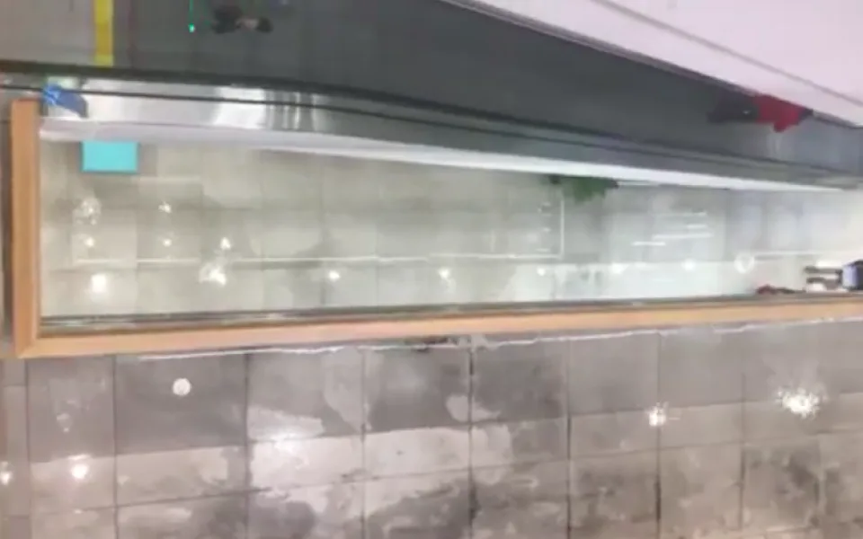 VIDEO: Nejdřív oheň, evakuace, a teď Šantovka plná vody. Takhle to tam teď vypadá