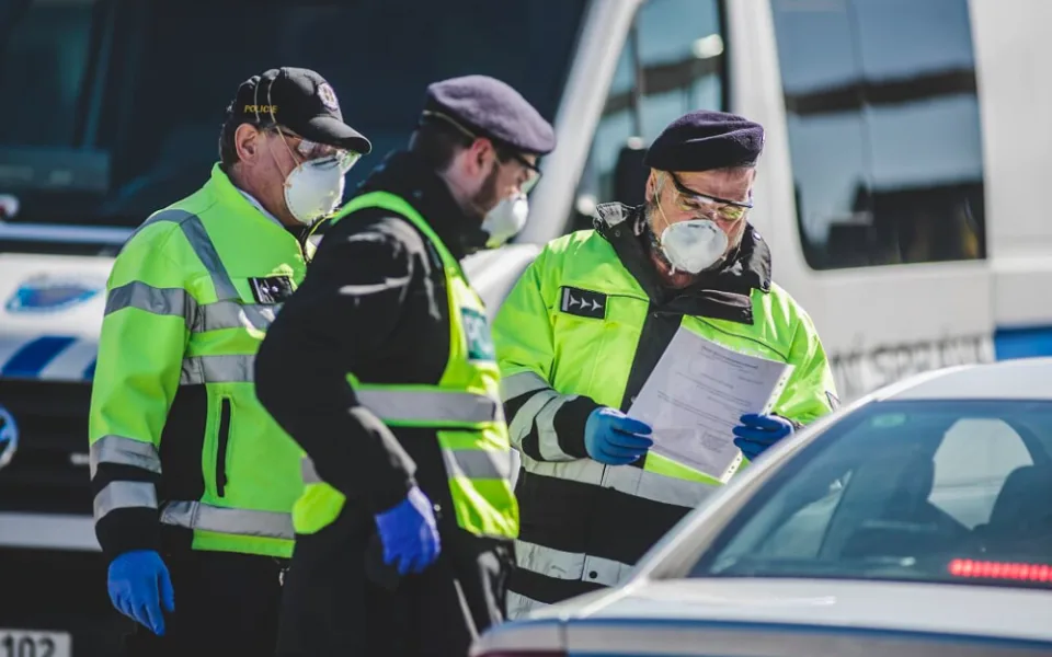 Život v uzavřené Litovli a Uničově? Řeší se zásobování, chod benzinek i svoz odpadu