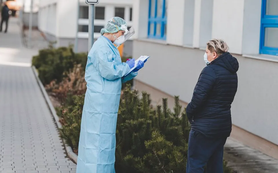 AKTUÁLNĚ: Jen za dnešek přibylo na Olomoucku 28 potvrzených případů nákazy koronavirem