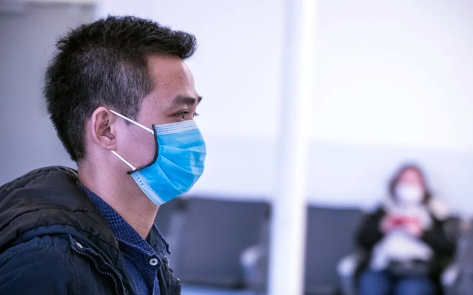V Česku už zemřelo přes sto lidí na koronavirus, v kraji je nakažených 496 lidí