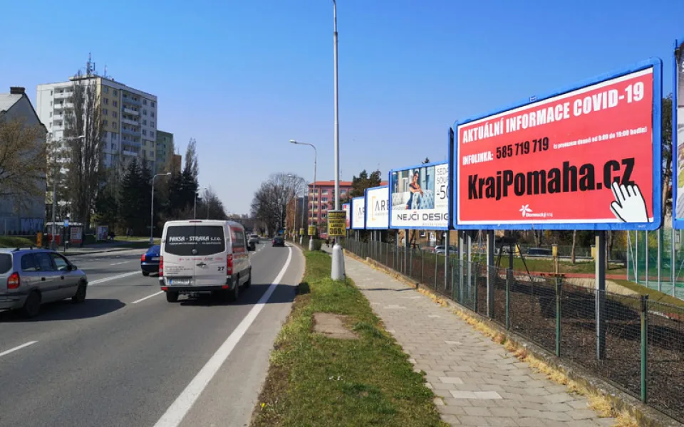Olomoucká outdoor reklamka ARES CZ poskytla v době pandemie koronaviru plochy zadarmo městu a kraji
