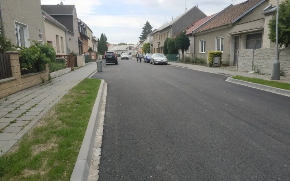 Velká oprava dvou ulic v olomoucké části Holice je u konce