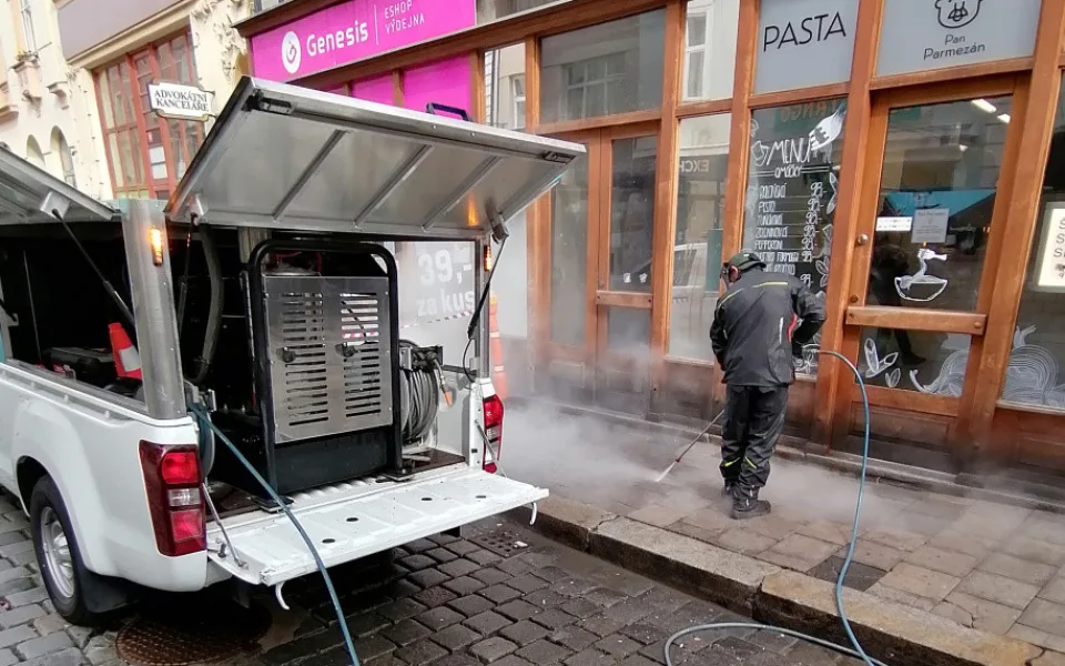 Vysokotlaký parní čistič koupily Technické služby města Olomouce letos na jaře.