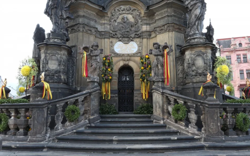 V Olomouci rozkvetly památky. Podívejte se, jak jim to sluší v podzimních barvách