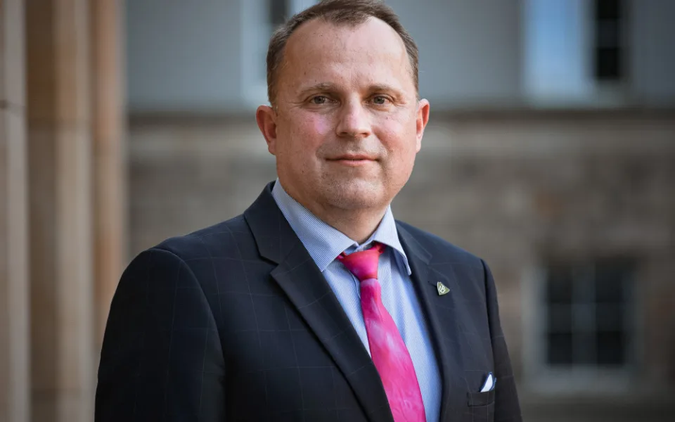 martin-prochazka-up