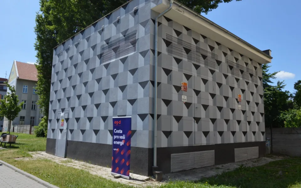 Středoškoláci z Prostějova se postarali o další barevnou trafostanici