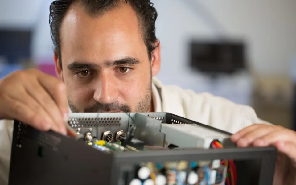 Speciální Mössbauerův spektrometr z olomoucké univerzity bude prodávat nová spi-off společnost