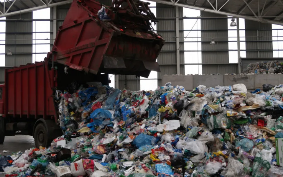 size3-15862448686186-207-tridim-nebo-recykluji-pojdme-si-vysvetlit-zakladni-pojmy-tykajici-se-odpadu