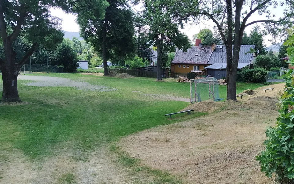 Jedním z rozsáhlejších navrhovaných projektů je revitalizace hřiště v Bukovicích, obci spadající pod město Jeseník