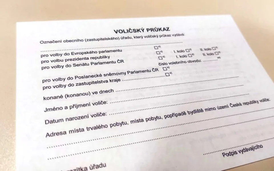 Voličský průkaz - ilustrační foto
