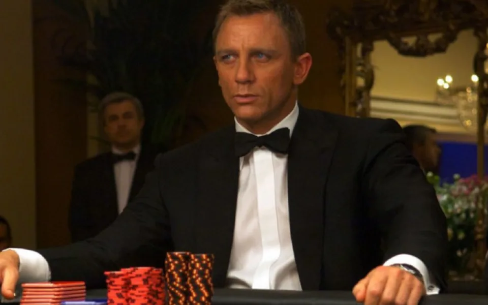 size3-16336153350255-60-bond-james-bond-a-krome-nej-i-severske-krimi-nebo-hollywoodska-klise