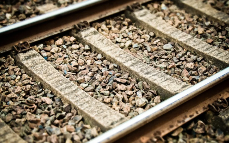 size3-15779637341298-124-size4-15459242035015-103-track-3849999-1280
