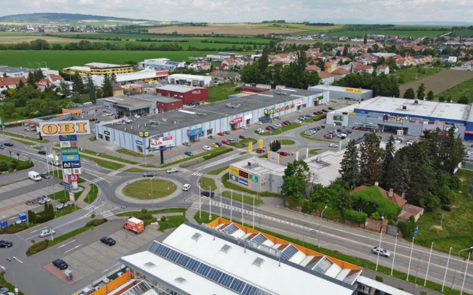 Třetí prodejna Lidlu se v Prostějově otevře v pondělí. V obchodní zóně u výpadovky na Olomouc