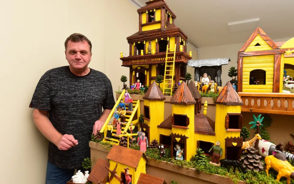 V Bludově bude k vidění třímetrový dřevěný betlém ze Slovenska
