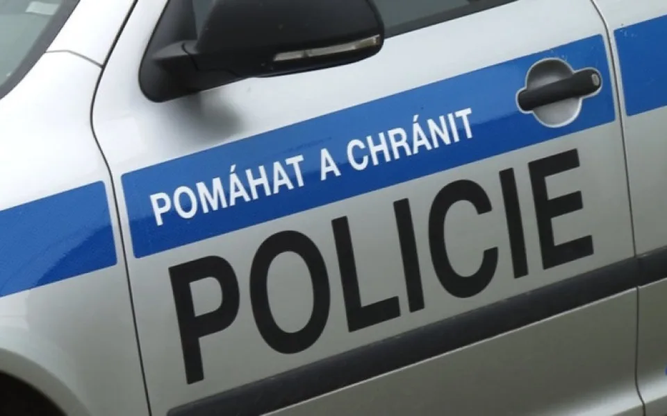 size3-15687249135583-207-4309688-policie