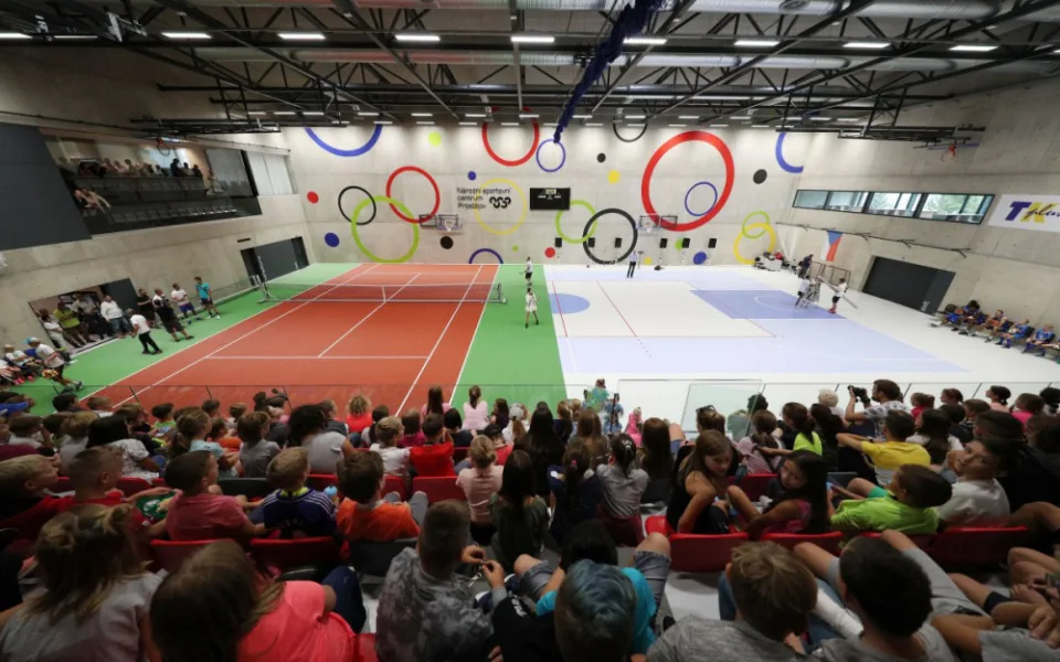 Snímek ze slavnostního otevření Národního sportovního (olympijského) centra Prostějov v roce 2018
