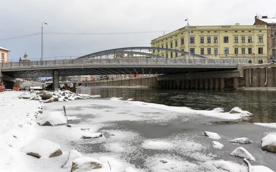 Most přezdívaný Rejnok na Masarykově třídě v Olomouci