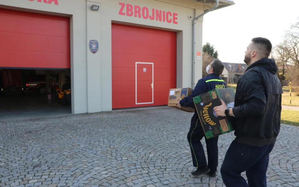 Sbírky organizované městem Olomouc probíhají v hasičských zbrojnicích v Černovíře a Chválkovicích