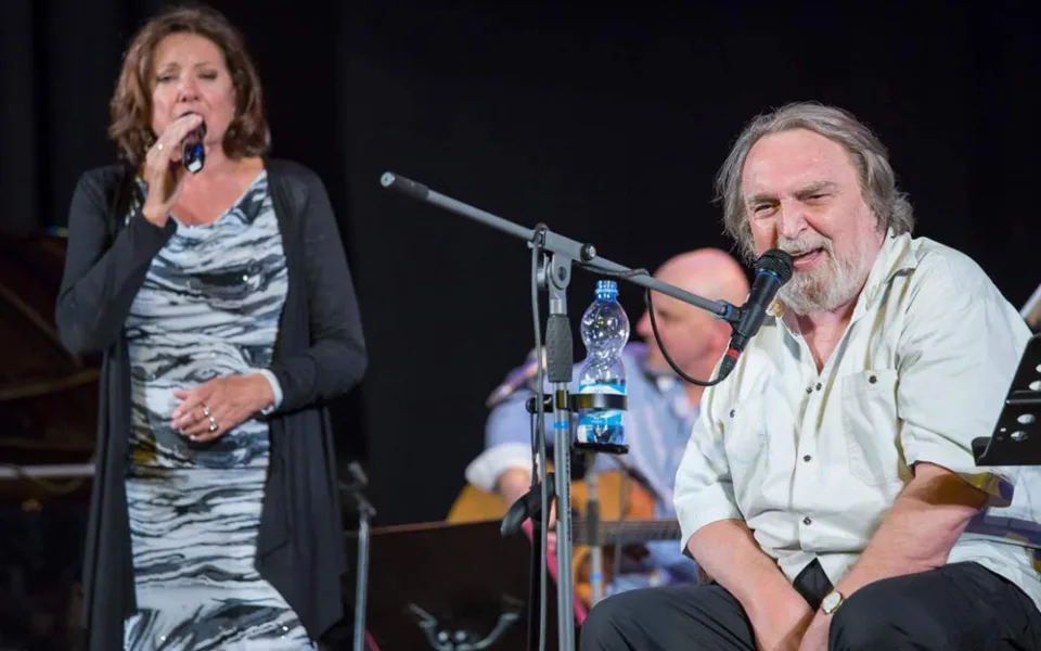Jaroslav Wykrent byl známý také díky textům, které napsal pro Marii Rottrovou